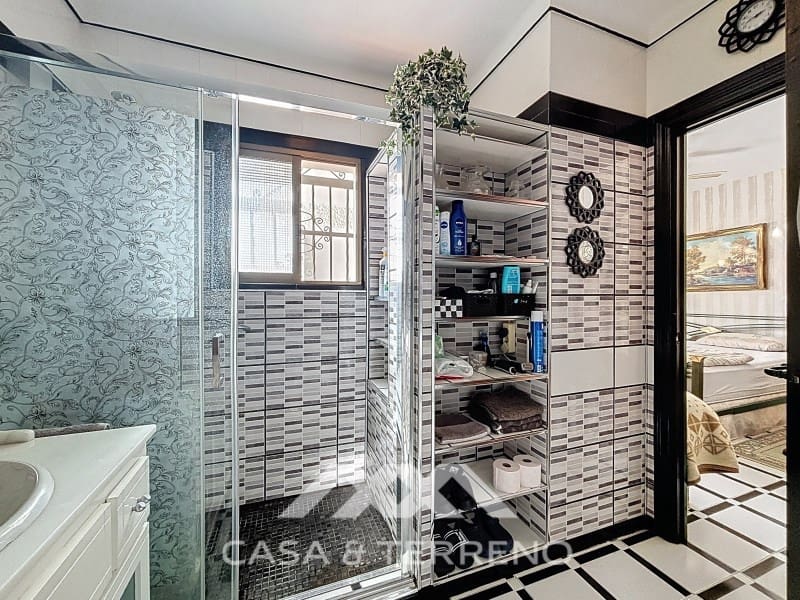 3 Zimmer Villa zu verkaufen in Mezquitilla mit Pool Garage - 495.000 € (Ref: 9666391)