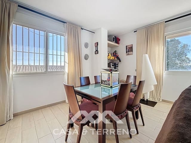 6 bedroom Villa for sale in Periana with pool - € 595,000 (Ref: 9670376)