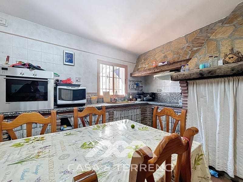 6 slaapkamer Villa te koop in Periana met zwembad - € 595.000 (Ref: 9670376)