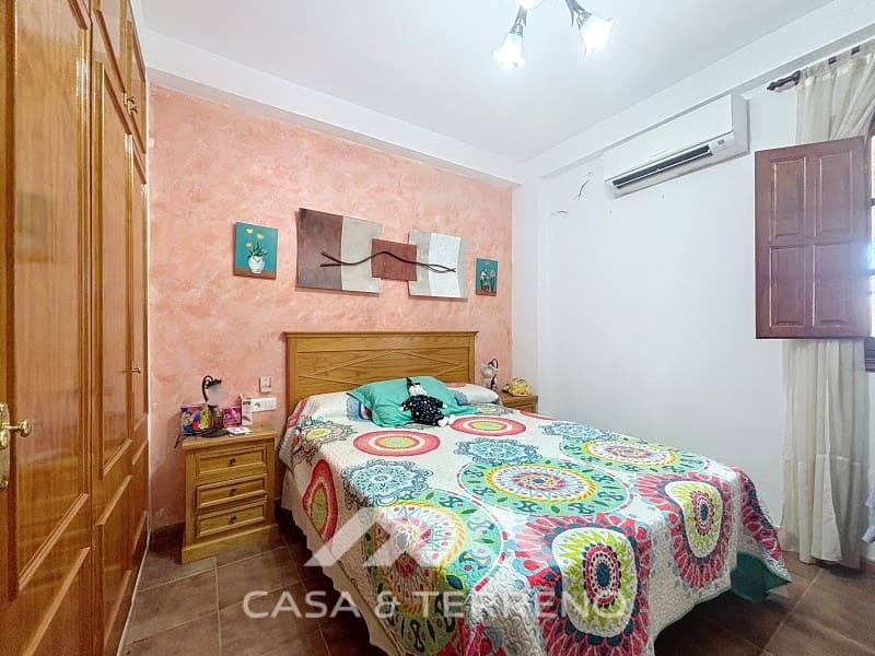 6 slaapkamer Villa te koop in Periana met zwembad - € 595.000 (Ref: 9670376)