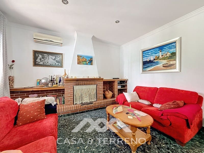 6 slaapkamer Villa te koop in Periana met zwembad - € 595.000 (Ref: 9670376)