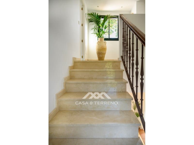 4 soveværelse Villa til salg i Buenas Noches med swimmingpool garage - € 1.995.000 (Ref: 9690526)