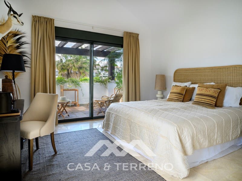 4 soveværelse Villa til salg i Buenas Noches med swimmingpool garage - € 1.995.000 (Ref: 9690526)