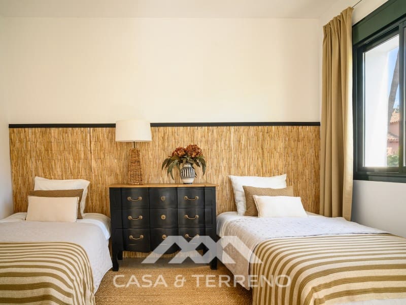 4 soveværelse Villa til salg i Buenas Noches med swimmingpool garage - € 1.995.000 (Ref: 9690526)