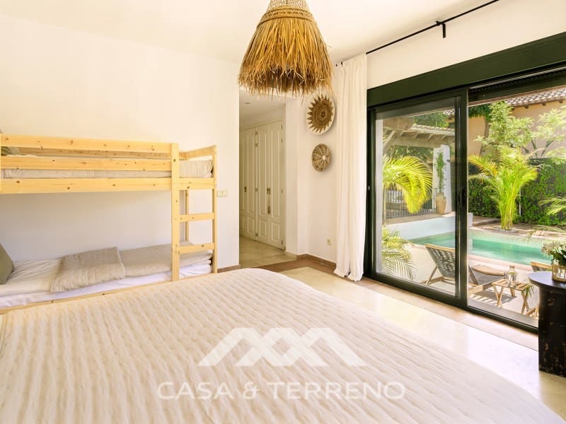 4 soveværelse Villa til salg i Buenas Noches med swimmingpool garage - € 1.995.000 (Ref: 9690526)