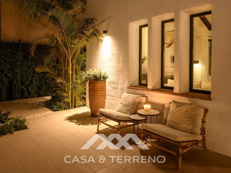 4 soveværelse Villa til salg i Buenas Noches med swimmingpool garage - € 1.995.000 (Ref: 9690526)