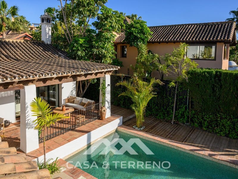 4 soveværelse Villa til salg i Buenas Noches med swimmingpool garage - € 1.995.000 (Ref: 9690526)