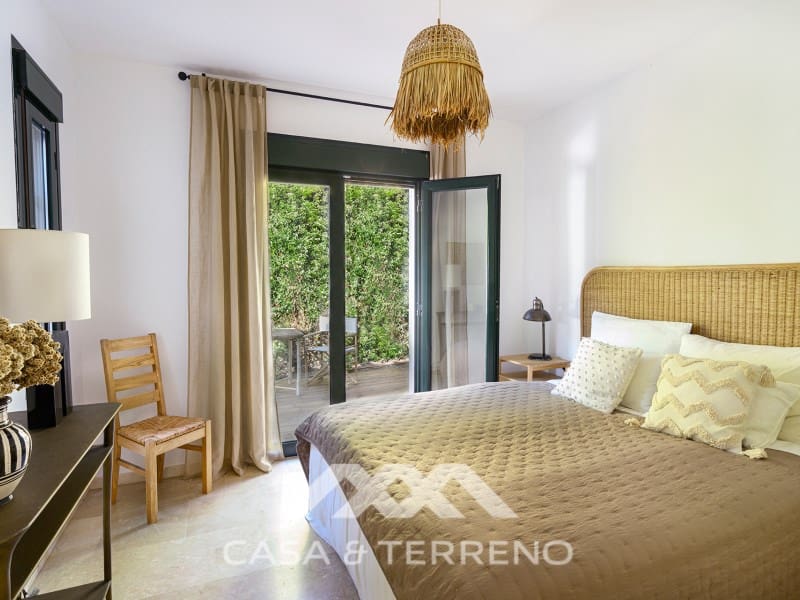 4 soveværelse Villa til salg i Buenas Noches med swimmingpool garage - € 1.995.000 (Ref: 9690526)