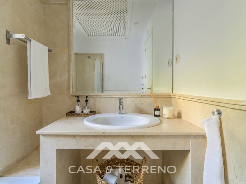 4 soveværelse Villa til salg i Buenas Noches med swimmingpool garage - € 1.995.000 (Ref: 9690526)