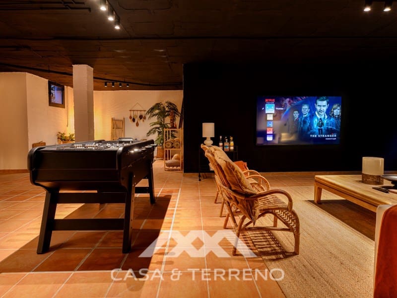 4 soveværelse Villa til salg i Buenas Noches med swimmingpool garage - € 1.995.000 (Ref: 9690526)