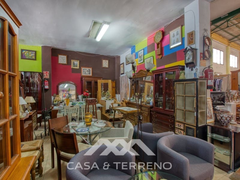Commerciale in vendita in Velez-Malaga con garage - 850.000 € (Rif: 9690529)