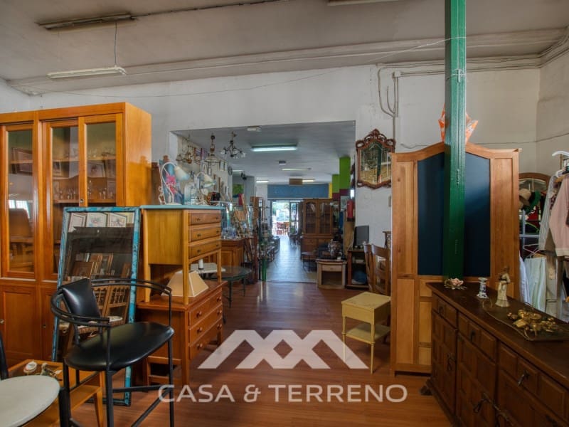 Commerciale in vendita in Velez-Malaga con garage - 850.000 € (Rif: 9690529)