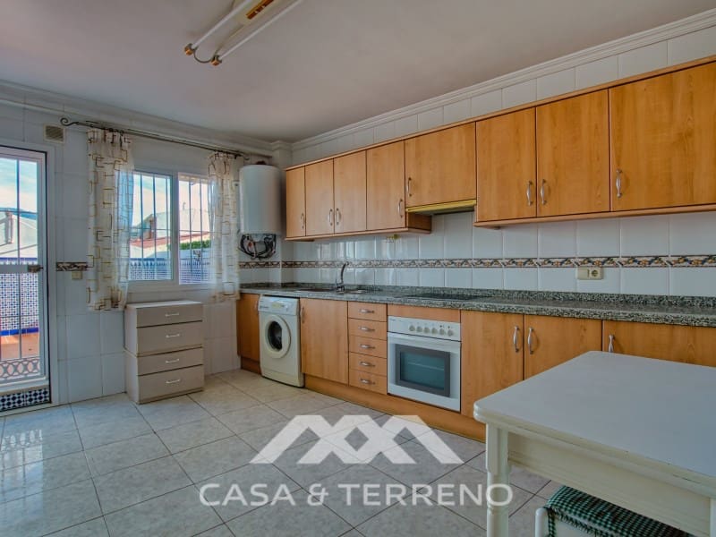 Commerciale in vendita in Velez-Malaga con garage - 850.000 € (Rif: 9690529)