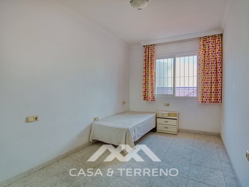 Commerciale in vendita in Velez-Malaga con garage - 850.000 € (Rif: 9690529)