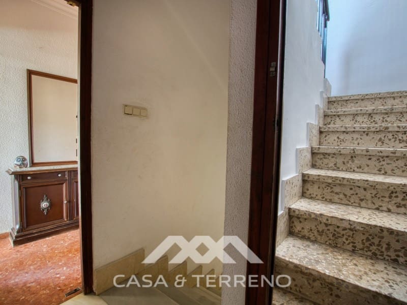 Commerciale in vendita in Velez-Malaga con garage - 850.000 € (Rif: 9690529)