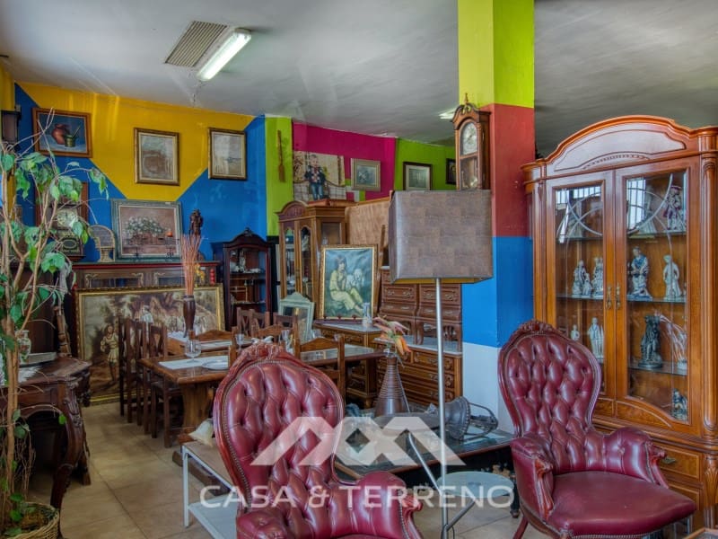 Commerciale in vendita in Velez-Malaga con garage - 850.000 € (Rif: 9690529)