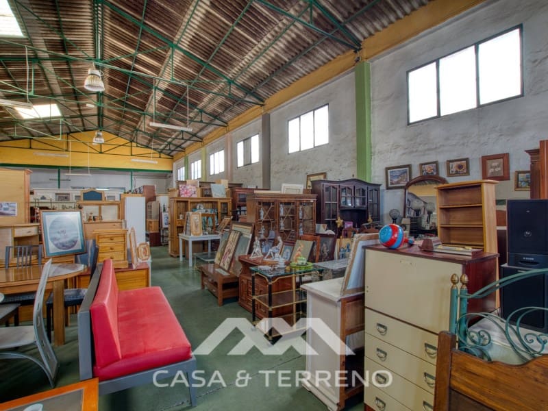 Commerciale in vendita in Velez-Malaga con garage - 850.000 € (Rif: 9690529)