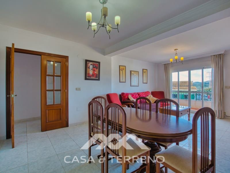 Commerciale in vendita in Velez-Malaga con garage - 850.000 € (Rif: 9690529)