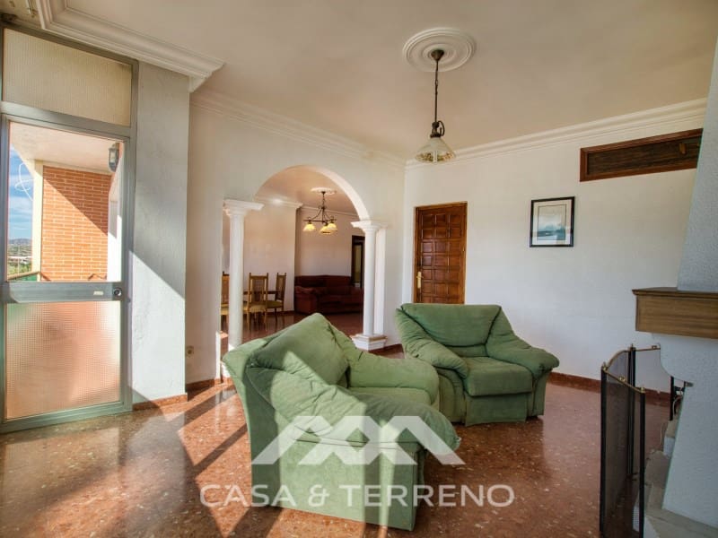 Commerciale in vendita in Velez-Malaga con garage - 850.000 € (Rif: 9690529)