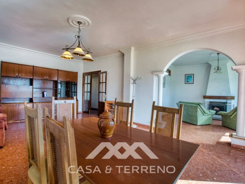 Commerciale in vendita in Velez-Malaga con garage - 850.000 € (Rif: 9690529)