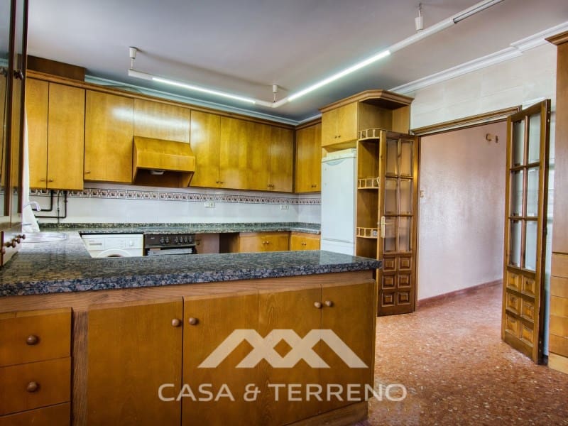 Commerciale in vendita in Velez-Malaga con garage - 850.000 € (Rif: 9690529)