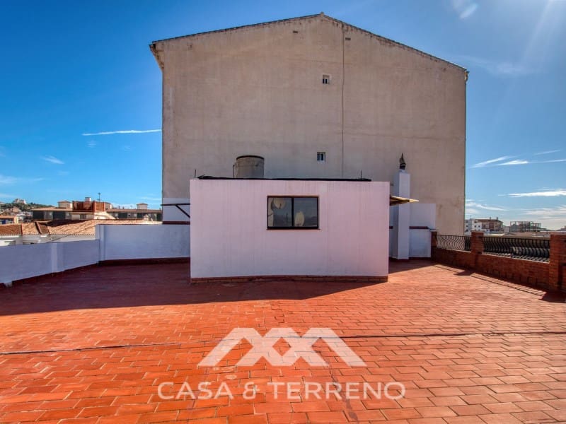 Commerciale in vendita in Velez-Malaga con garage - 850.000 € (Rif: 9690529)