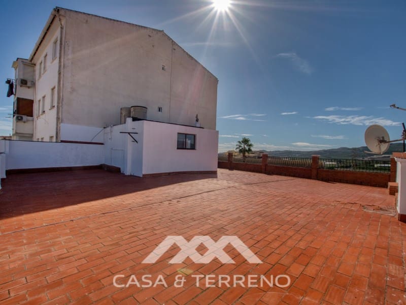 Commerciale in vendita in Velez-Malaga con garage - 850.000 € (Rif: 9690529)