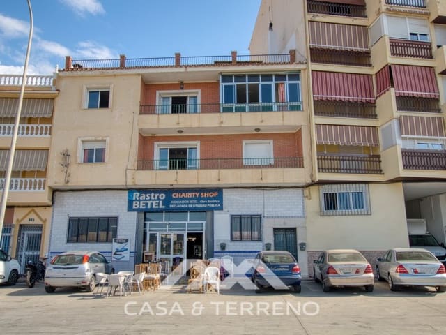 Commerciale in vendita in Vélez-Málaga con garage - 850.000 € (Rif: 9690529)