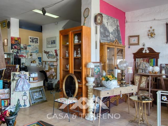 Commerciale in vendita in Vélez-Málaga con garage - 850.000 € (Rif: 9690529)