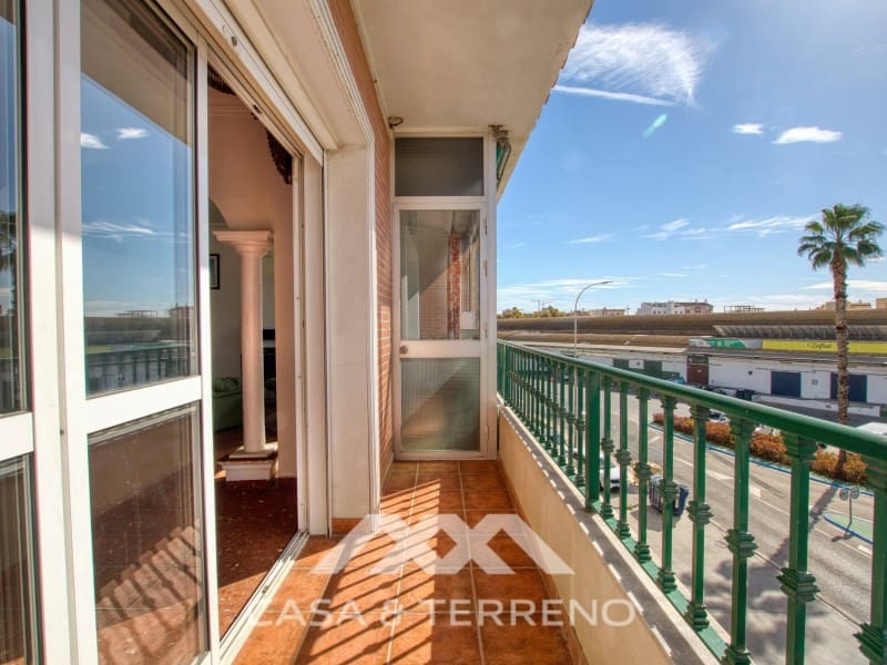 Commerciale in vendita in Velez-Malaga con garage - 850.000 € (Rif: 9690529)