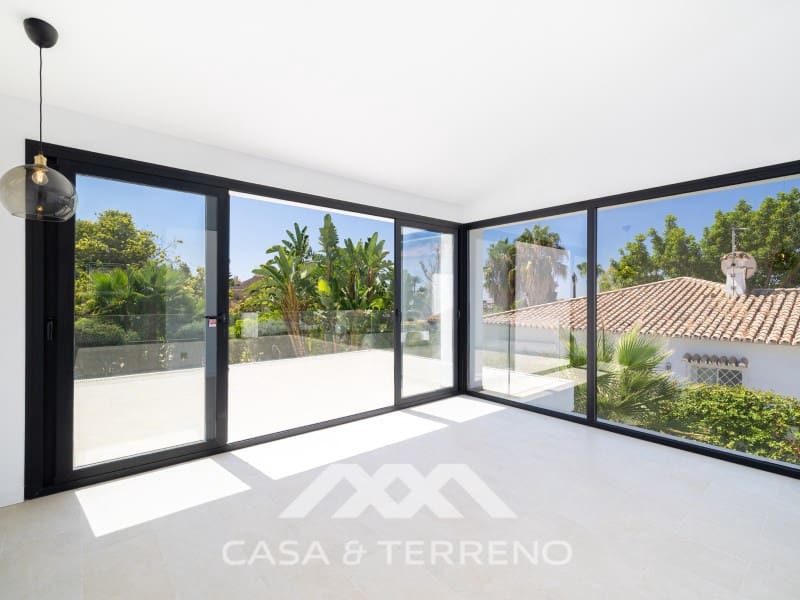 4 quarto Moradia para venda em San Pedro de Alcantara com piscina garagem - 2 495 000 € (Ref: 9695259)