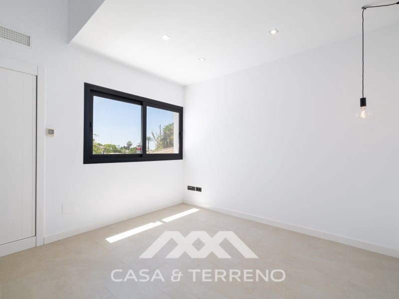 4 quarto Moradia para venda em San Pedro de Alcantara com piscina garagem - 2 495 000 € (Ref: 9695259)