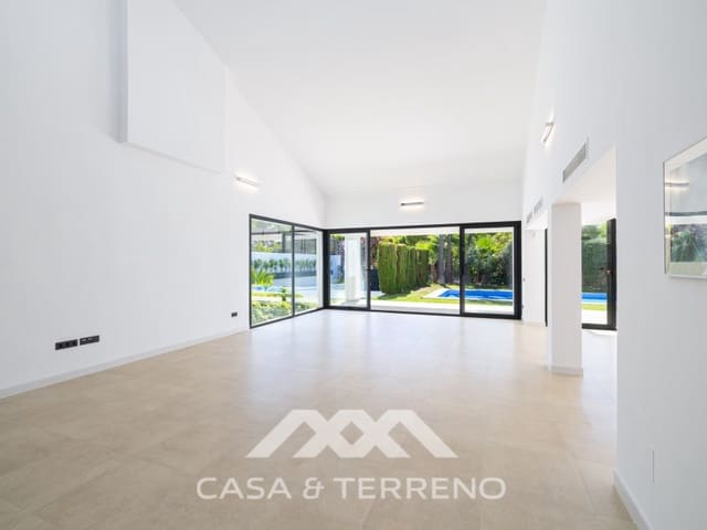 4 quarto Moradia para venda em San Pedro de Alcántara Pueblo, Marbella com piscina garagem - 2 495 000 € (Ref: 9695259)