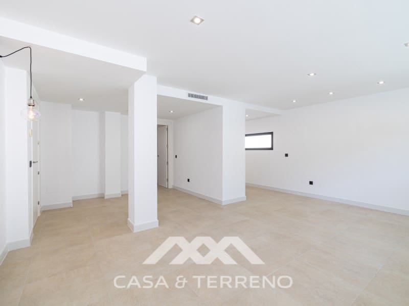 4 quarto Moradia para venda em San Pedro de Alcantara com piscina garagem - 2 495 000 € (Ref: 9695259)