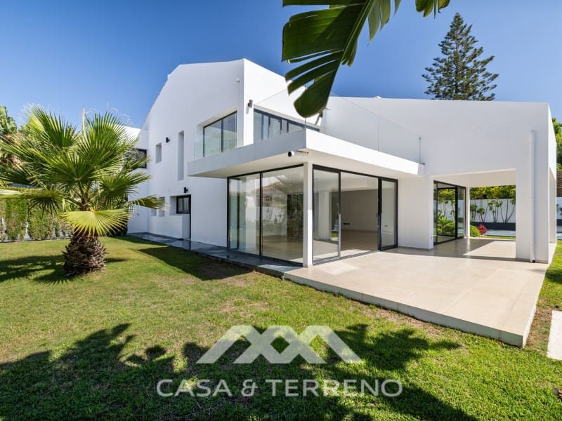 4 quarto Moradia para venda em San Pedro de Alcantara com piscina garagem - 2 495 000 € (Ref: 9695259)