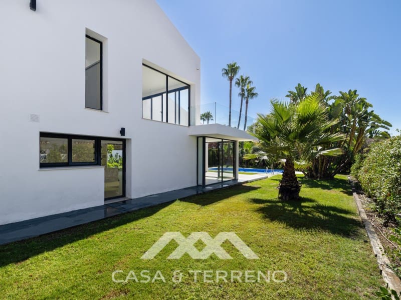 4 quarto Moradia para venda em San Pedro de Alcantara com piscina garagem - 2 495 000 € (Ref: 9695259)