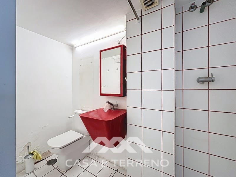 Kommersiell til salgs i Torre del Mar - € 199 000 (Ref: 9695260)