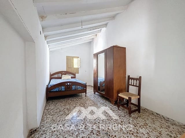 Casa de 5 habitaciones en Benamargosa en venta - 78.000 € (Ref: 9695261)