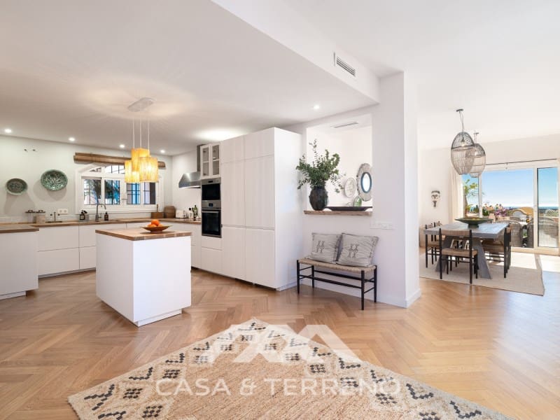 3 camera da letto Appartamento in vendita in Nueva Andalucia con piscina - 2.150.000 € (Rif: 9695262)