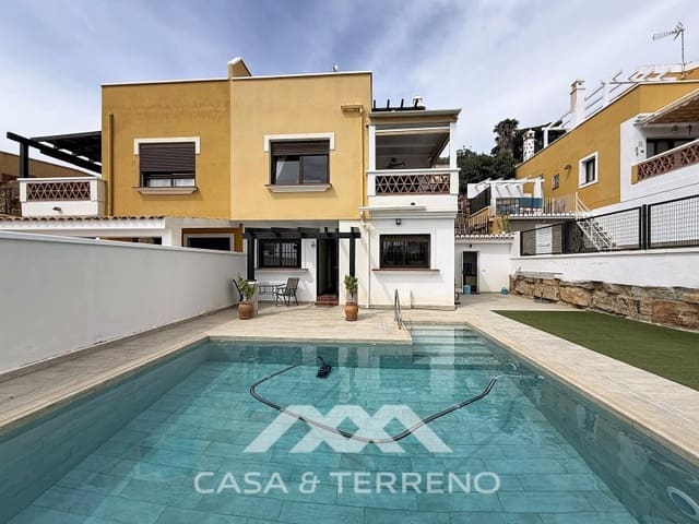 3 Zimmer Haus zu verkaufen in Lagos, Vélez-Málaga mit Pool Garage - 418.000 € (Ref: 9698774)