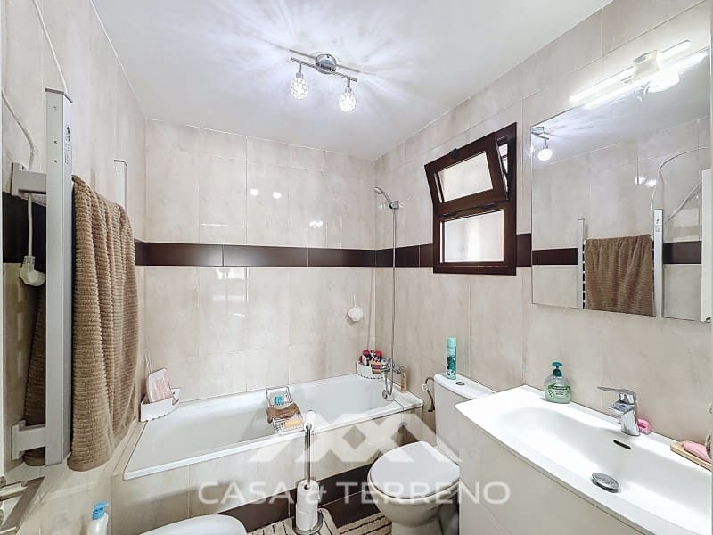 3 bedroom Townhouse for sale in Lagos with pool garage - € 418,000 (Ref: 9698774)