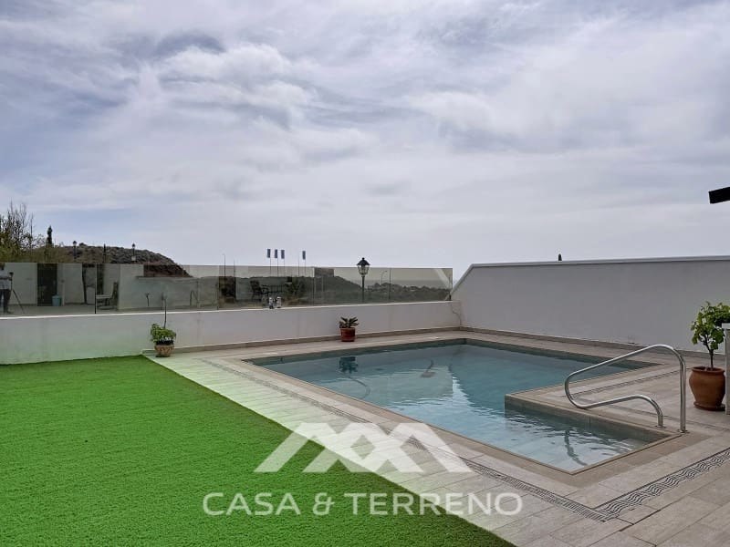 3 bedroom Townhouse for sale in Lagos with pool garage - € 418,000 (Ref: 9698774)