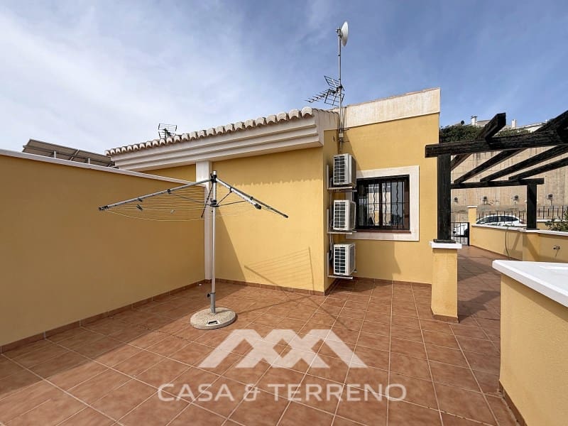 3 bedroom Townhouse for sale in Lagos with pool garage - € 418,000 (Ref: 9698774)