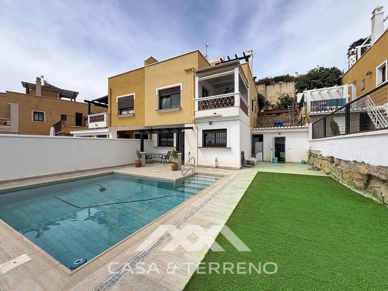 3 bedroom Townhouse for sale in Lagos with pool garage - € 418,000 (Ref: 9698774)