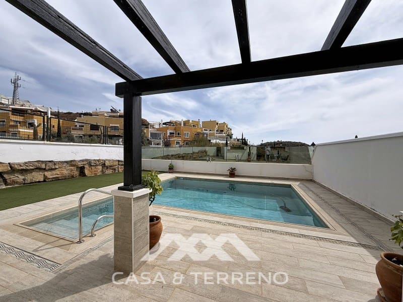 3 bedroom Townhouse for sale in Lagos with pool garage - € 418,000 (Ref: 9698774)