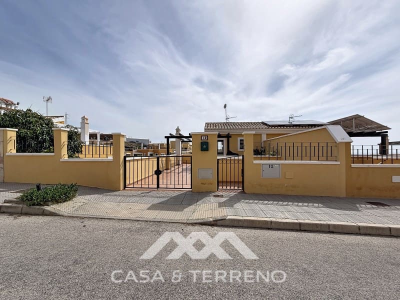 3 bedroom Townhouse for sale in Lagos with pool garage - € 418,000 (Ref: 9698774)