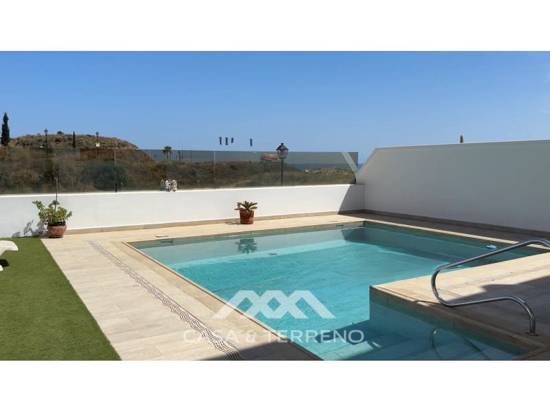 3 chambre Maison de Ville à vendre à Lagos avec piscine garage - 418 000 € (Ref: 9698774)