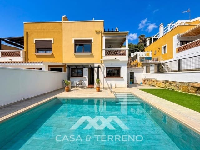 3 sypialnia Dom na sprzedaż w Lagos, Vélez-Málaga z basenem garażem - 418 000 € (Ref: 9698774)