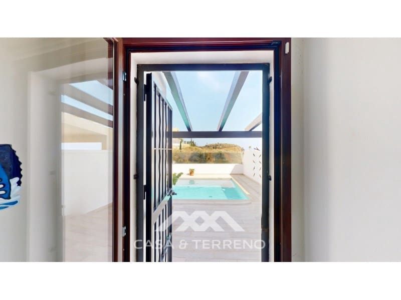 3 chambre Maison de Ville à vendre à Lagos avec piscine garage - 418 000 € (Ref: 9698774)