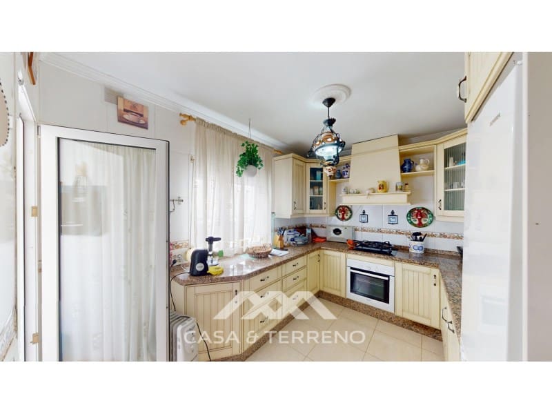 3 sypialnia Penthouse na sprzedaż w Velez-Malaga z garażem - 395 000 € (Ref: 9712124)